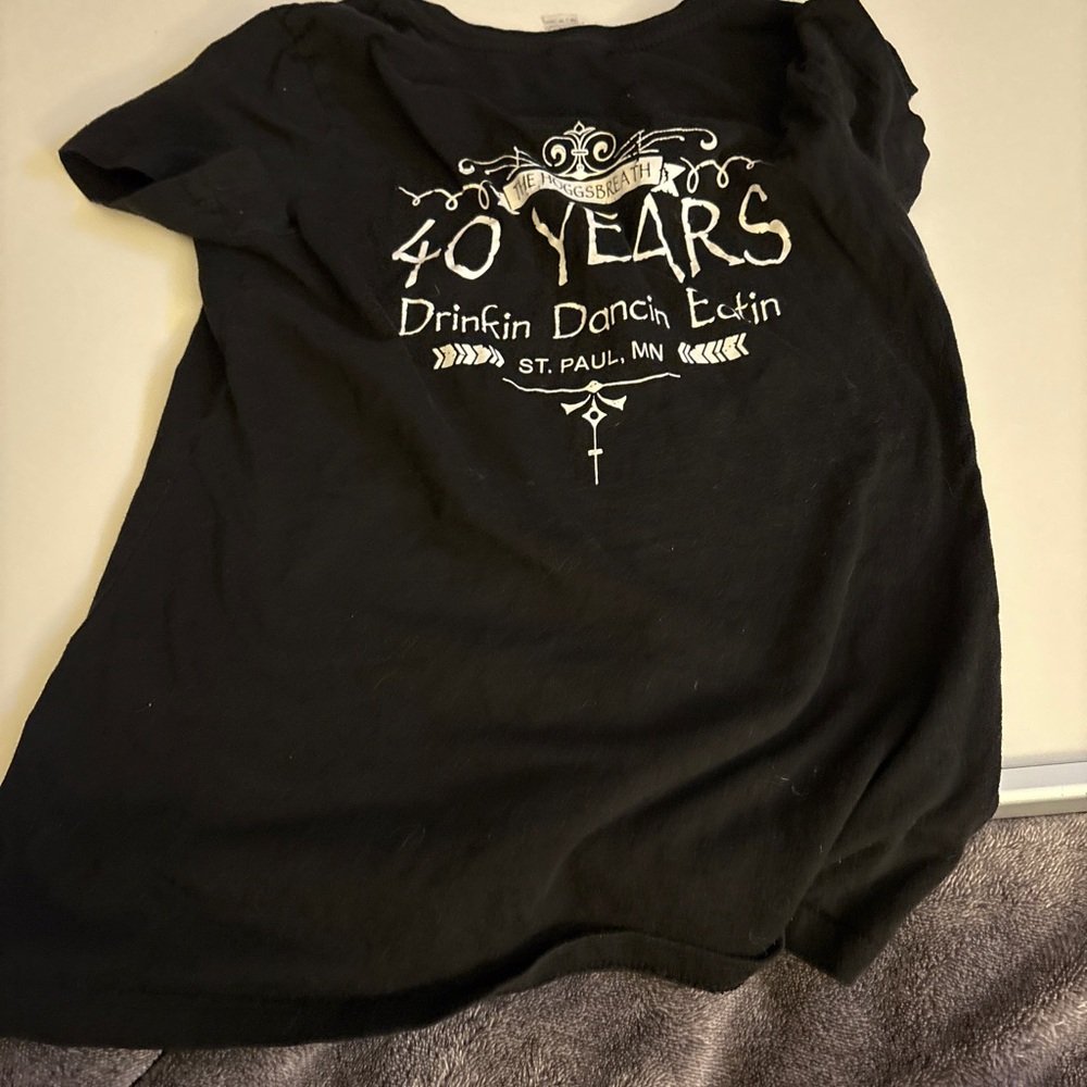 Hogs  breath  40th anniversary womens tee